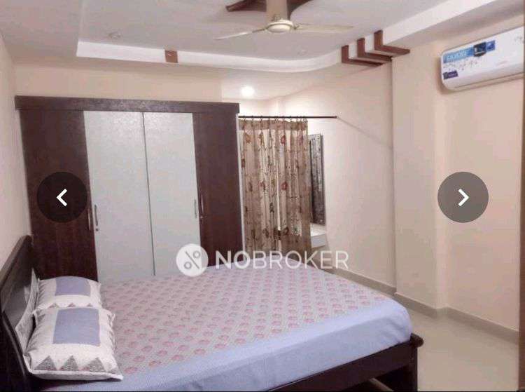 2 BHK Flat In Sree Residenc...