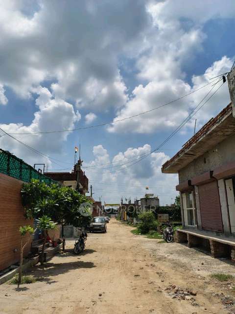 Plot For Sale  In Green Vel...