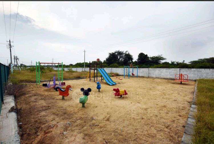 Plot For Sale  In Oraiyan R...