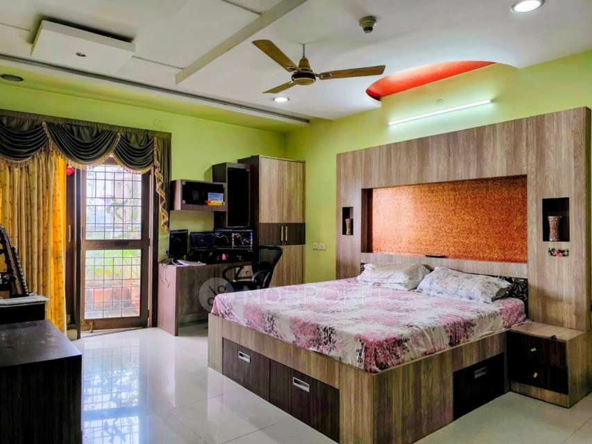 4 BHK Flat In L&t Serene Co...