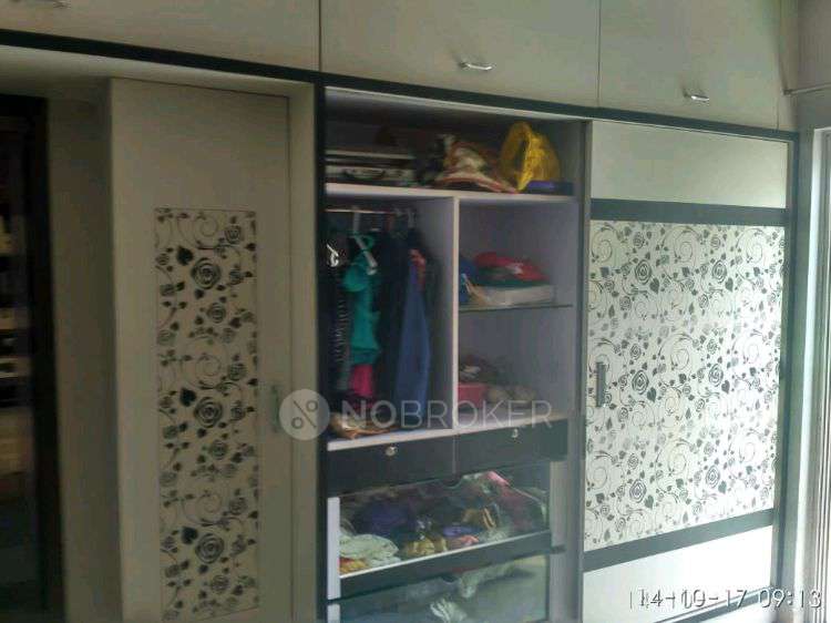 2 BHK Flat In Empire Estate...