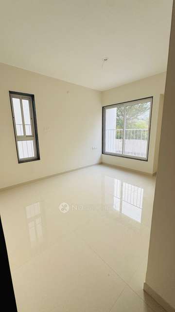 2 BHK Flat In 32 Pinewood D...