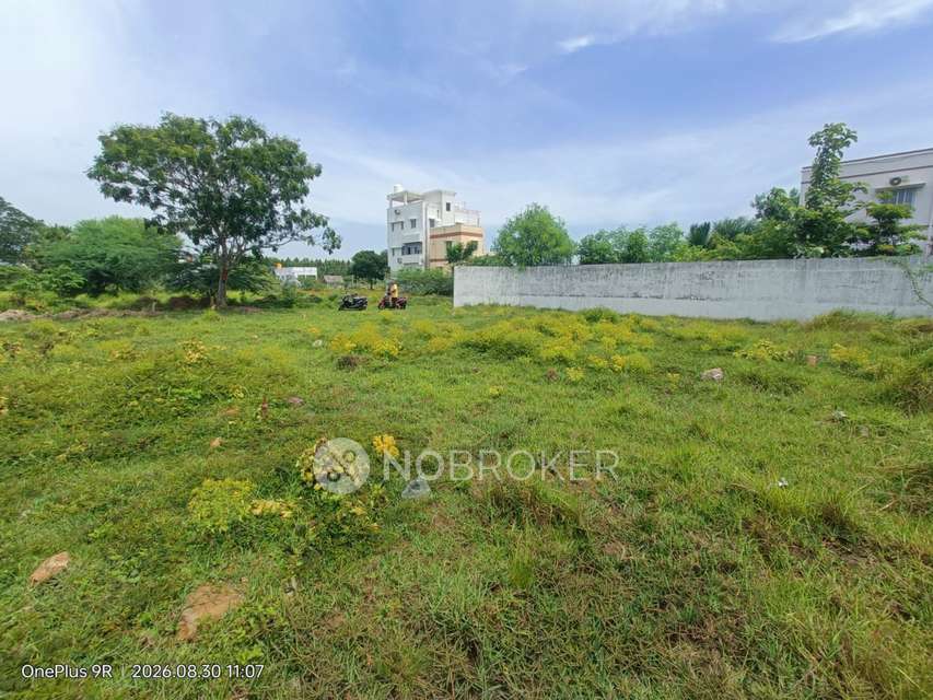 Plot For Sale  In Adhanur
