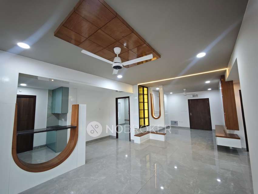 3 BHK Flat In Hallmark Skyr...