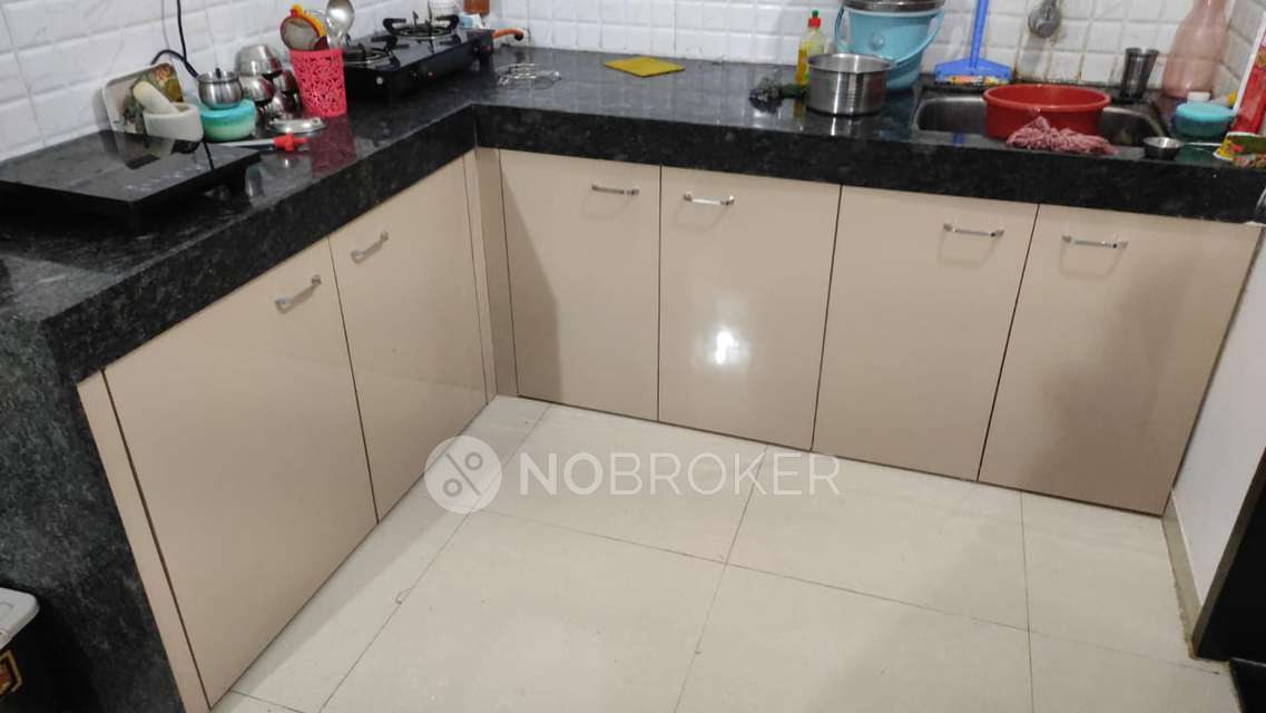 2 BHK Flat In Palm Atlantis...