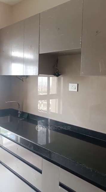 2 BHK Flat In Shiv Kiran Co...