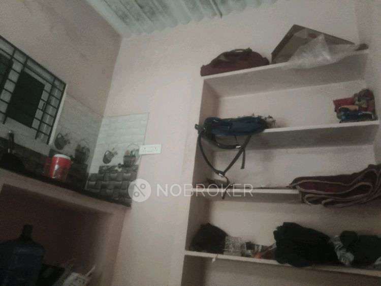 1 RK House for Rent  In Mad...