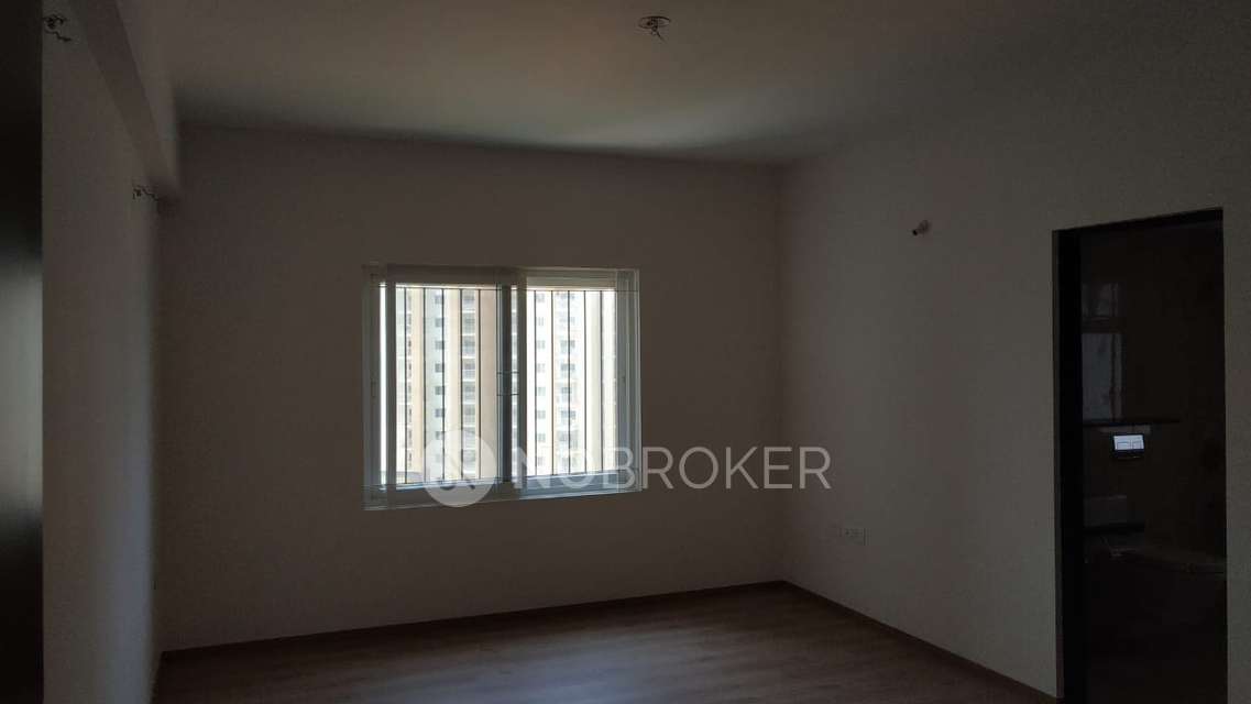 2 BHK Flat In Brigade Lakef...