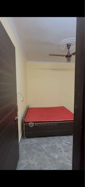 2 BHK Flat In Madanpur Khad...