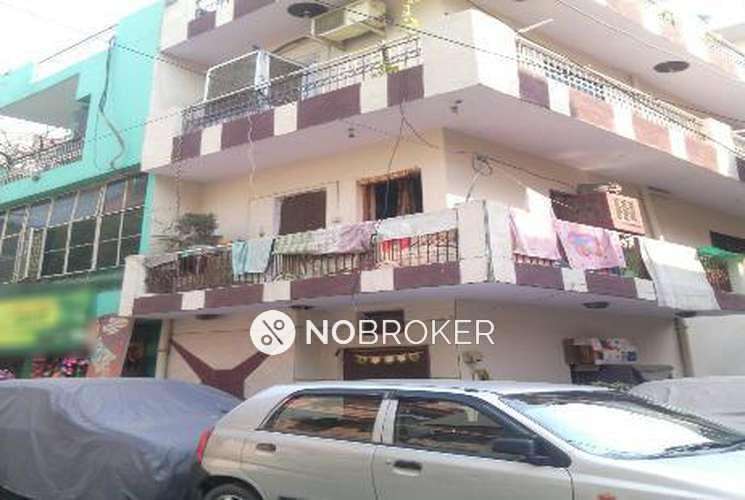 2 BHK Flat In Apartment for...