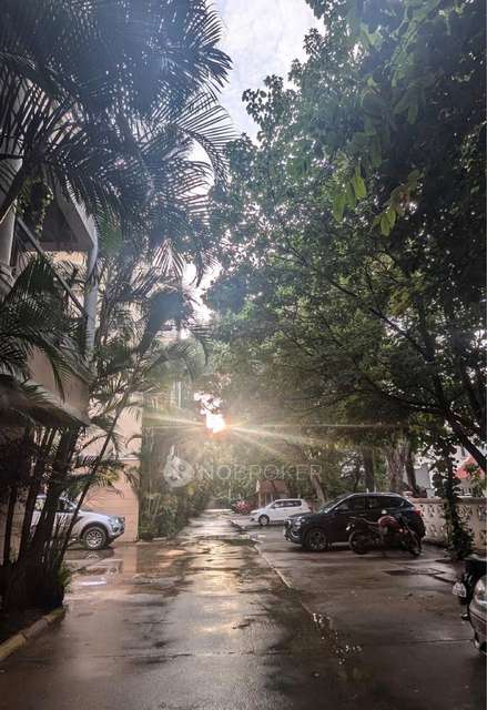 1 BHK Flat In Prestige Oakw...