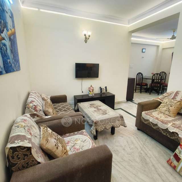 2 BHK Flat In Golden Corner...