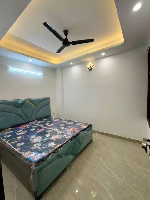 1 BHK Flat In Kailash for R...