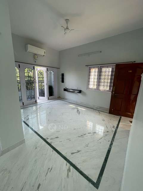 3 BHK Flat In Legend Apartm...