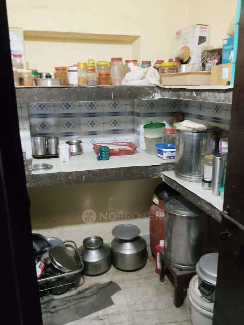 2 BHK Flat In Shakti Nagar ...