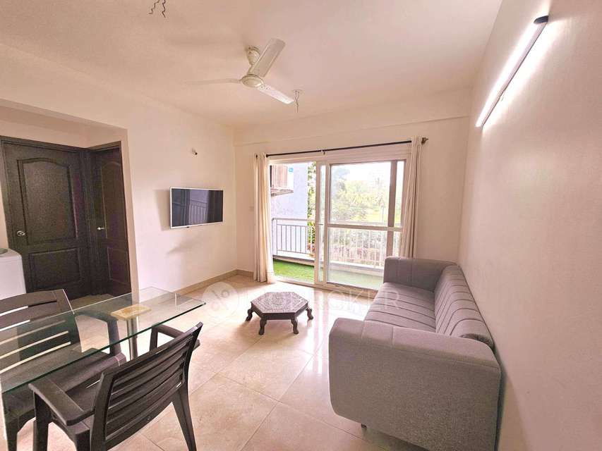 1 BHK Flat In Srhriram Sign...