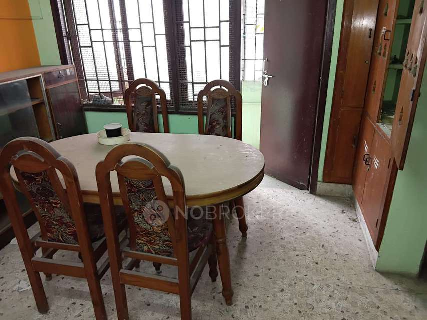 2 BHK Flat In Rudra Apartme...