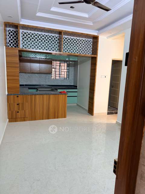 2 BHK Flat In Sb for Lease ...