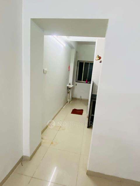 1 BHK Flat In Standalone Bu...