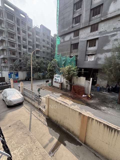 2 BHK Flat In Sir Galahad A...