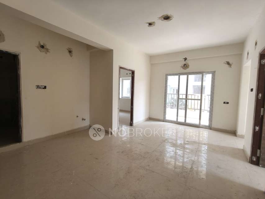 3 BHK Flat In Meera For Sal...