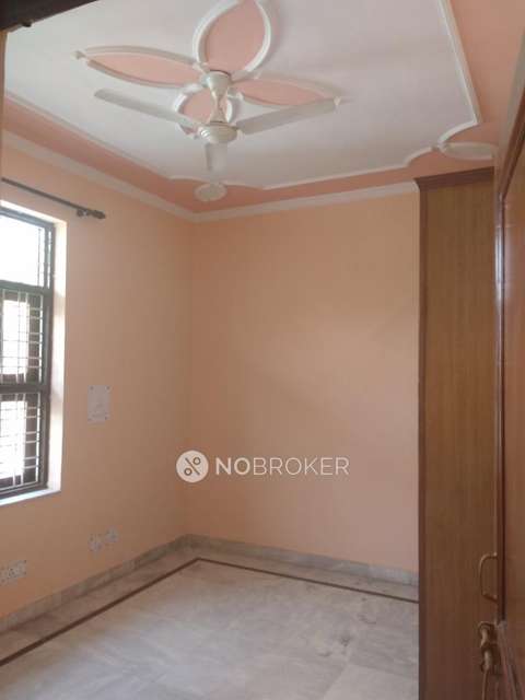 2 BHK Flat In Standalone Bu...