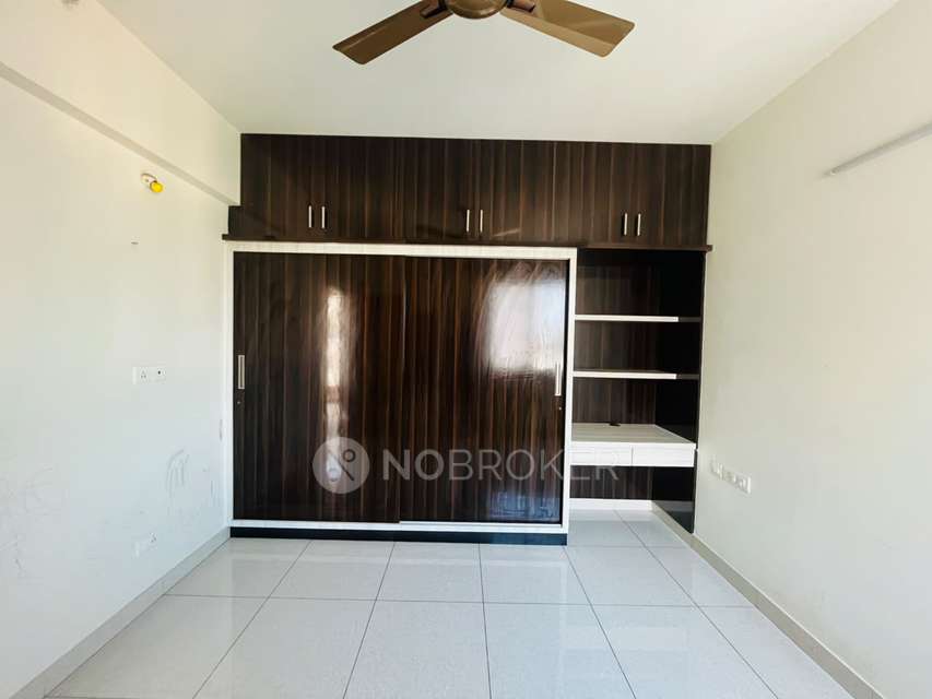 2 BHK Flat In Prestige Baga...
