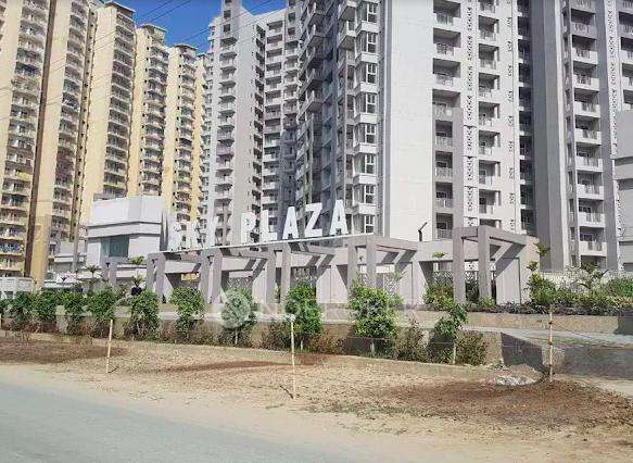 Decent Shri Radha Aqua Garden