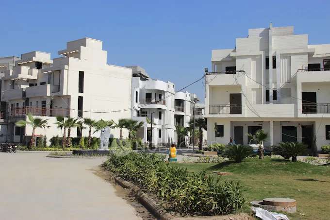 Ajnara London Square