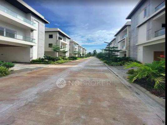 Shanta Sriram Brookwoods