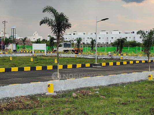 Hi Tech Blooming Garden