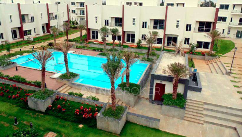 The Gran Carmen Addres