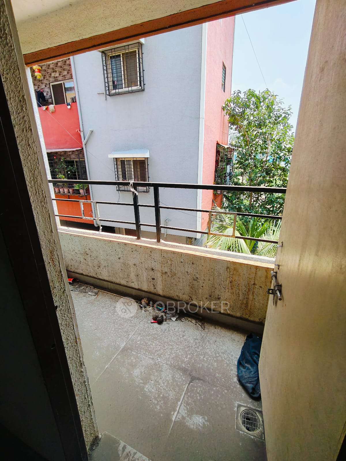 Bank Auction Property - PM Complex