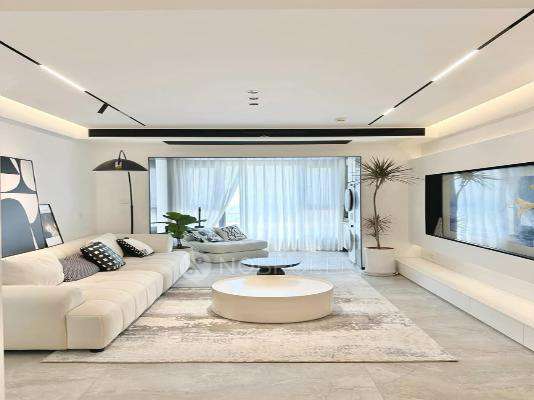 Samrat Gilt Residences