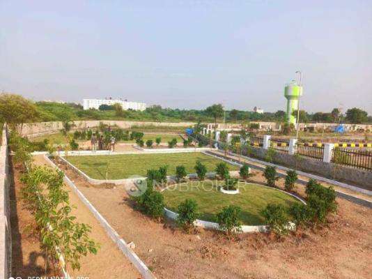 Hallmark Royal Garden