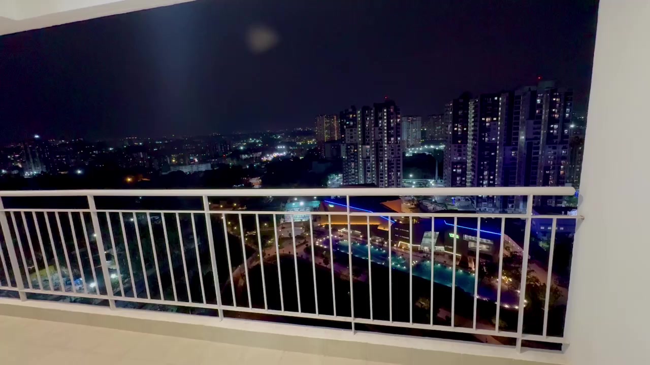 3 BHK Flat In Halcyon At Br...