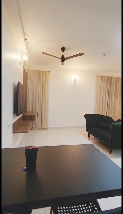 1 RK Flat In Brigade Corner...