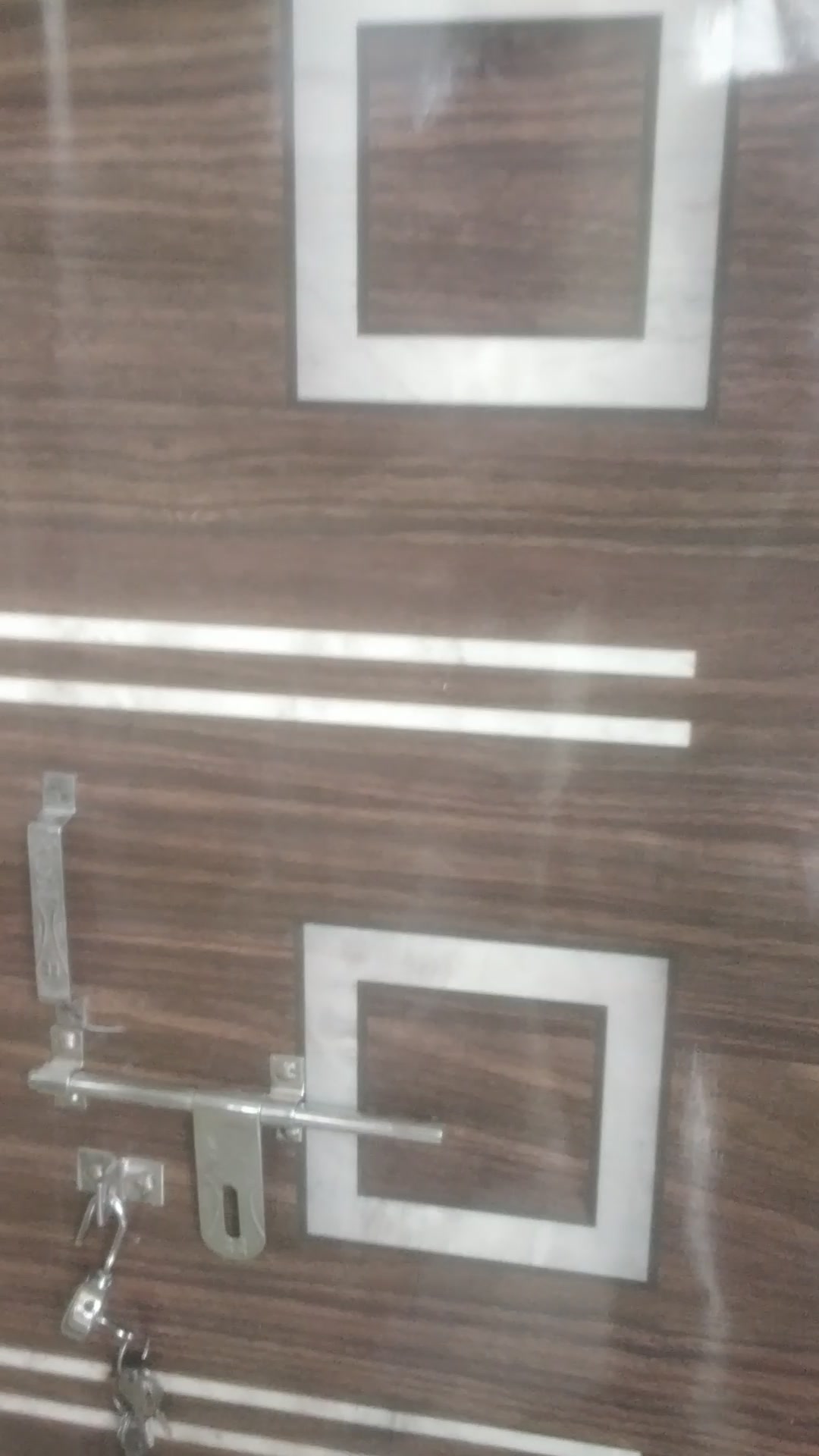 1 RK Flat In Deshmukh for R...