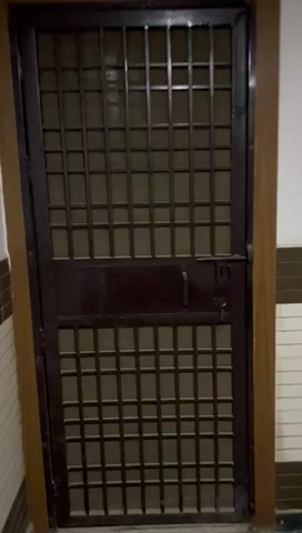 3 BHK Flat In Om Shanti For...