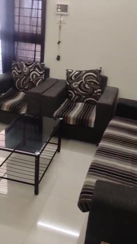 2 BHK Flat In Royal Oak, Wa...