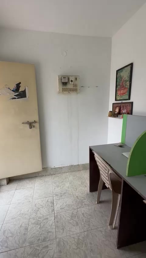 1 RK Flat In Rajpadh for Re...